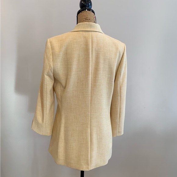 NWOT Ann Taylor suit in lemon yellow - Picture 3 of 16